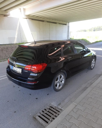 Opel Astra cena 24900 przebieg: 181860, rok produkcji 2011 z Szydłowiec małe 56